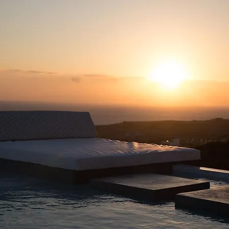 Horizon Mills & Imerovigli (Santorini)